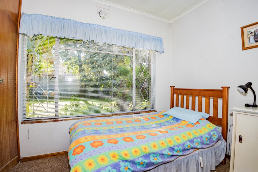 4 Bedroom Property for Sale in Oostersee Western Cape